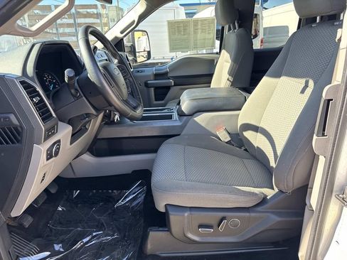 Used 2017 Ford F150 XLT w/ Equipment Group 302A Luxury image 20