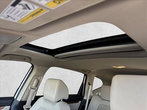 Certified 2022 Honda CR-V Touring image 12