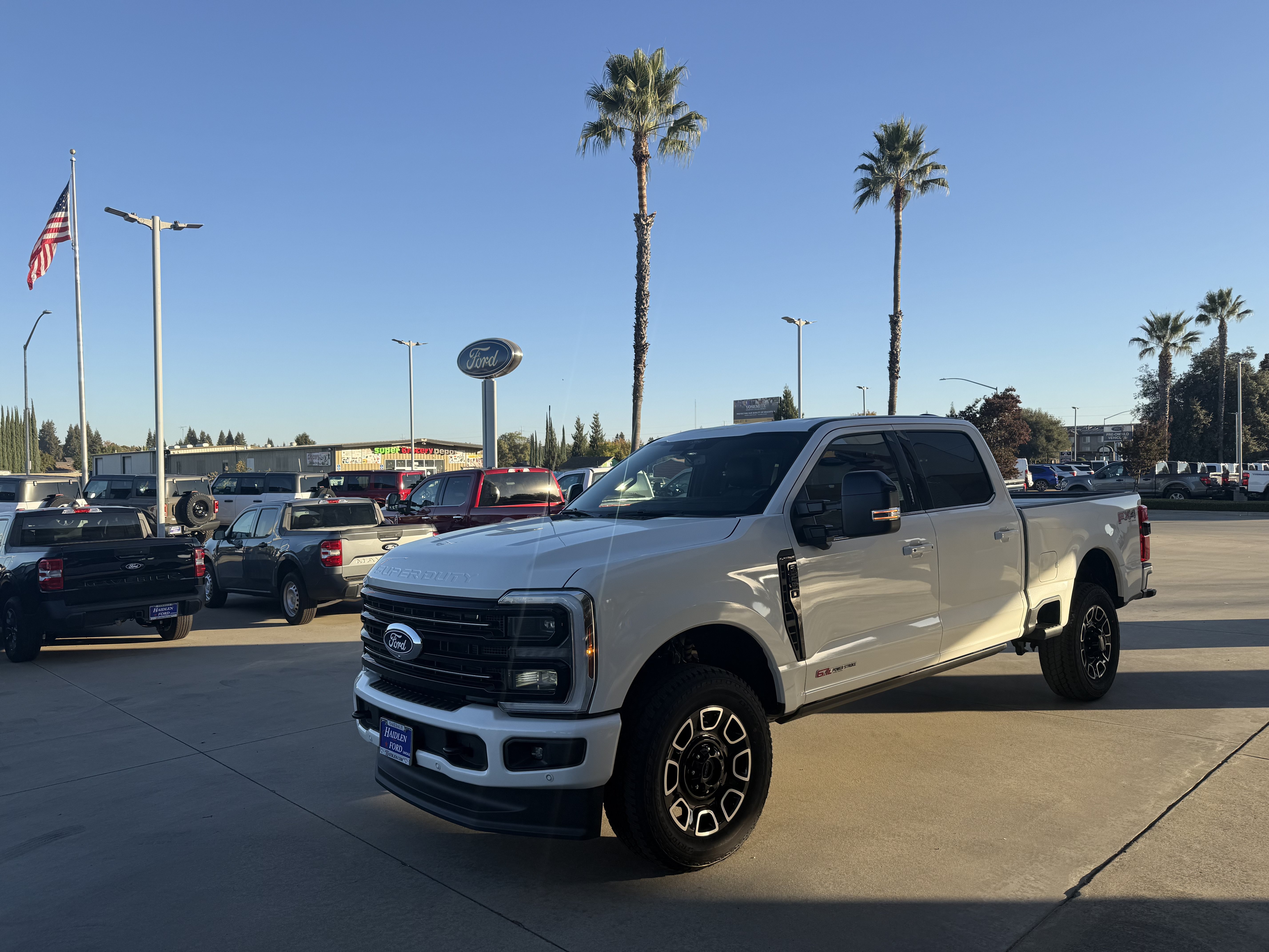 New 2027 Ford F250 Platinum AWD/4WD image 3