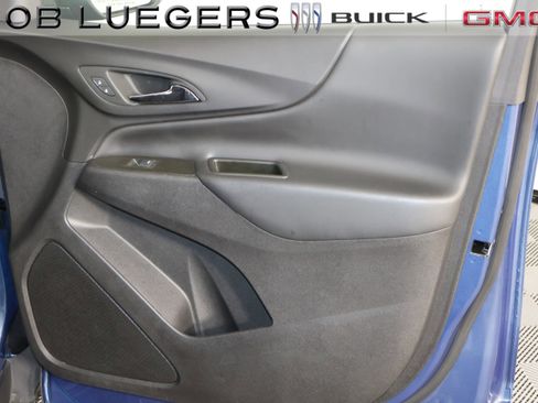 Certified 2024 Chevrolet Equinox LT FWD image 17