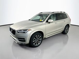 Used 2018 Volvo XC90 T6 Momentum w/ Convenience Package AWD/4WD video 3