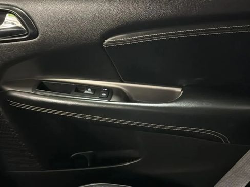 Used 2016 Dodge Journey Crossroad FWD image 18