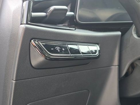 Used 2023 Kia Niro EX FWD image 24