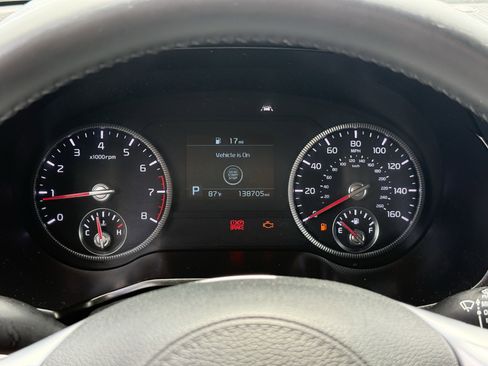 Used 2020 Kia Telluride LX image 18