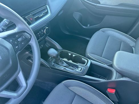 Used 2025 Chevrolet TrailBlazer LT image 41