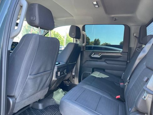 Used 2025 Chevrolet Silverado 2500 LT w/ Trail Boss Package AWD/4WD image 4