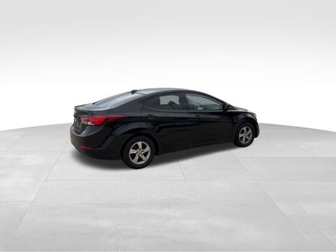 Used 2014 Hyundai Elantra SE image 4