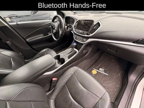 Used 2017 Chevrolet Volt LT w/ Comfort Package image 4