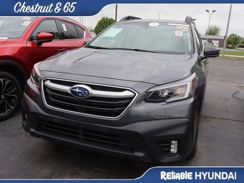 Used 2022 Subaru Outback Premium image 12