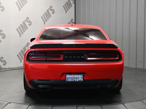 Used 2015 Dodge Challenger R/T Scat Pack w/ Leather Interior Group RWD image 6