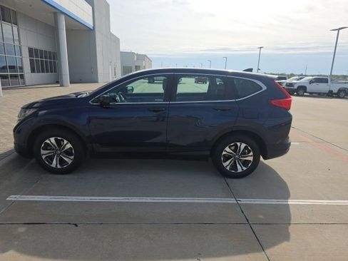 Used 2019 Honda CR-V LX image 2