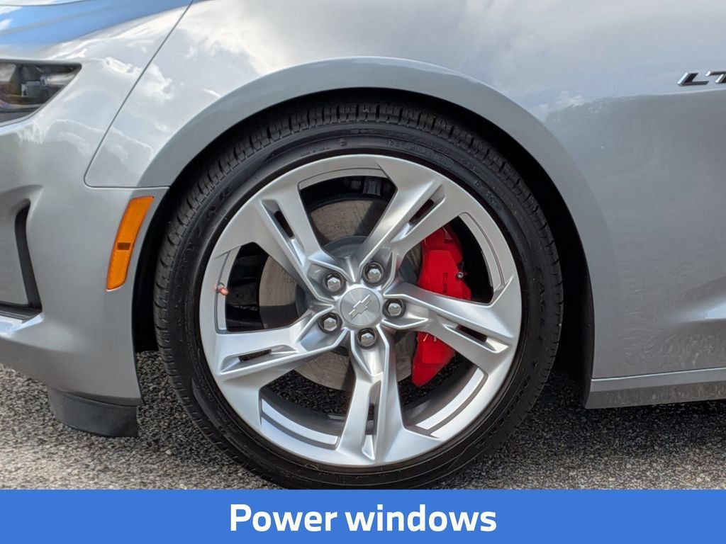 Used 2023 Chevrolet Camaro LT RWD image 12