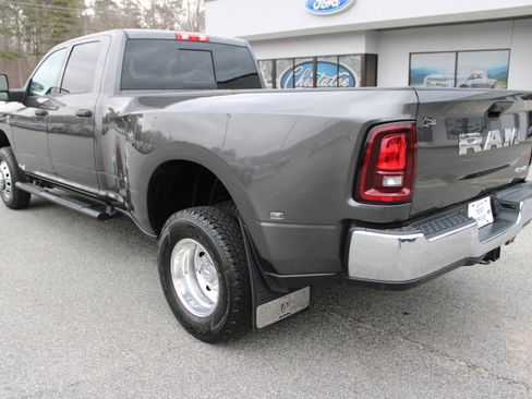 Used 2025 RAM 3500 Tradesman image 8