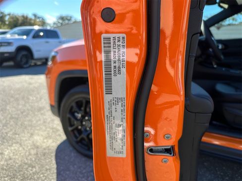 New 2026 Jeep Compass Latitude image 30