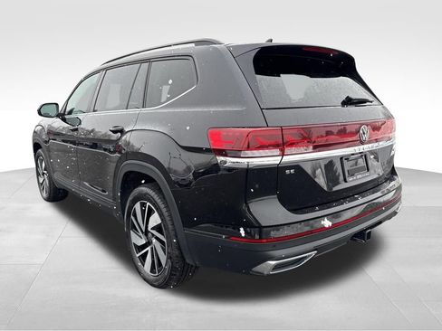 Used 2025 Volkswagen Atlas SE image 5