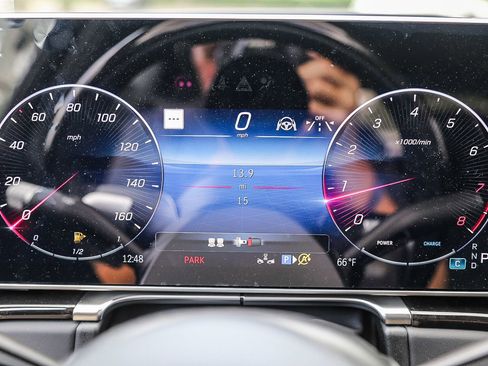 New 2026 Mercedes-Benz Maybach S 580 4MATIC image 21