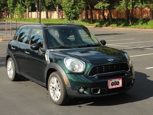Used 2014 MINI Cooper Countryman S FWD image 3