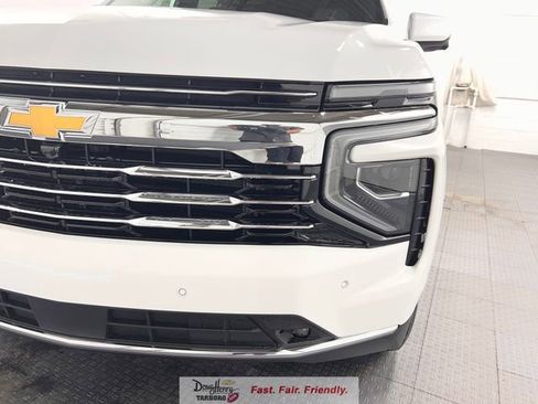 New 2026 Chevrolet Suburban LT w/ Comfort Package AWD/4WD image 13