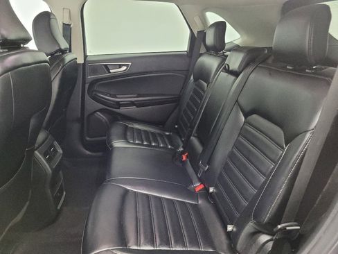 Used 2023 Ford Edge SEL image 18