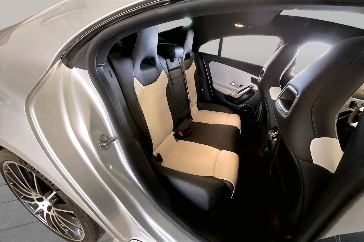 Used 2021 Mercedes-Benz CLA 35 AMG 4MATIC image 18