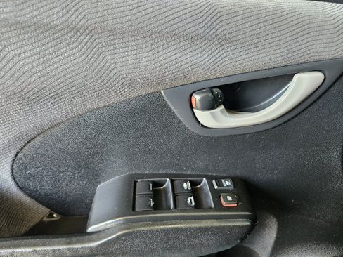 Used 2013 Honda Fit image 31