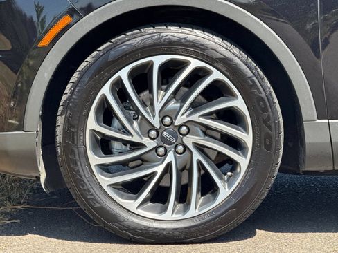 Used 2019 Lincoln Nautilus Reserve AWD/4WD image 32