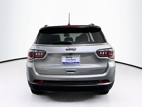 Used 2022 Jeep Compass Limited AWD/4WD image 6