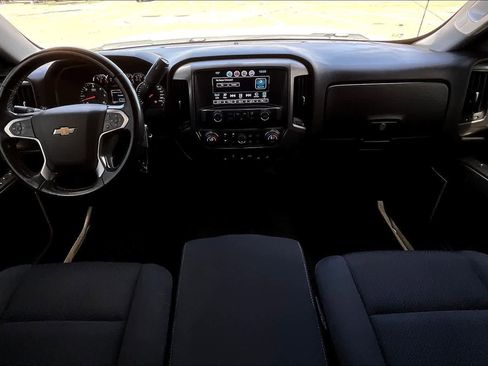 Used 2018 Chevrolet Silverado 1500 LT w/ Texas Edition image 10