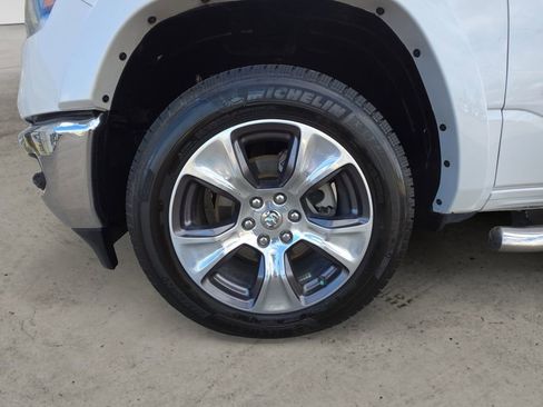 Used 2020 RAM 1500 Laramie image 14