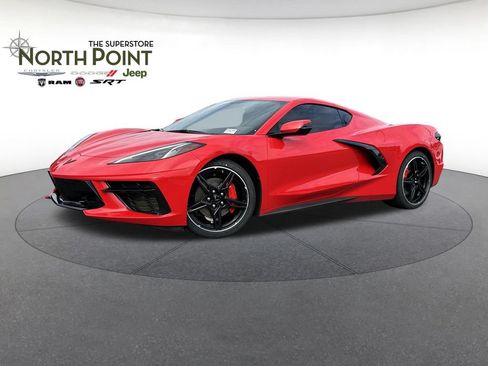 Used 2022 Chevrolet Corvette Stingray Coupe w/ 1LT RWD image 1