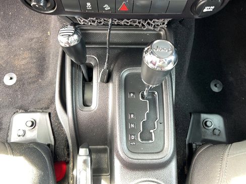 Used 2016 Jeep Wrangler Unlimited Sport w/ Quick Order Package 24S AWD/4WD image 19