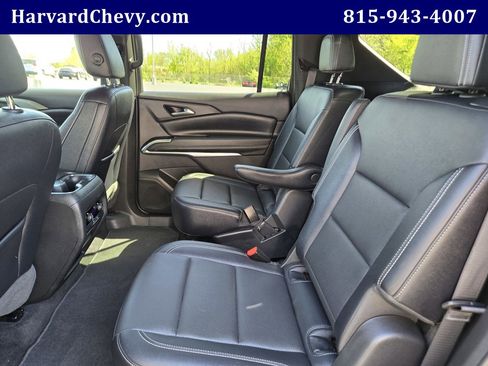 Used 2025 Chevrolet Traverse LT AWD/4WD image 26