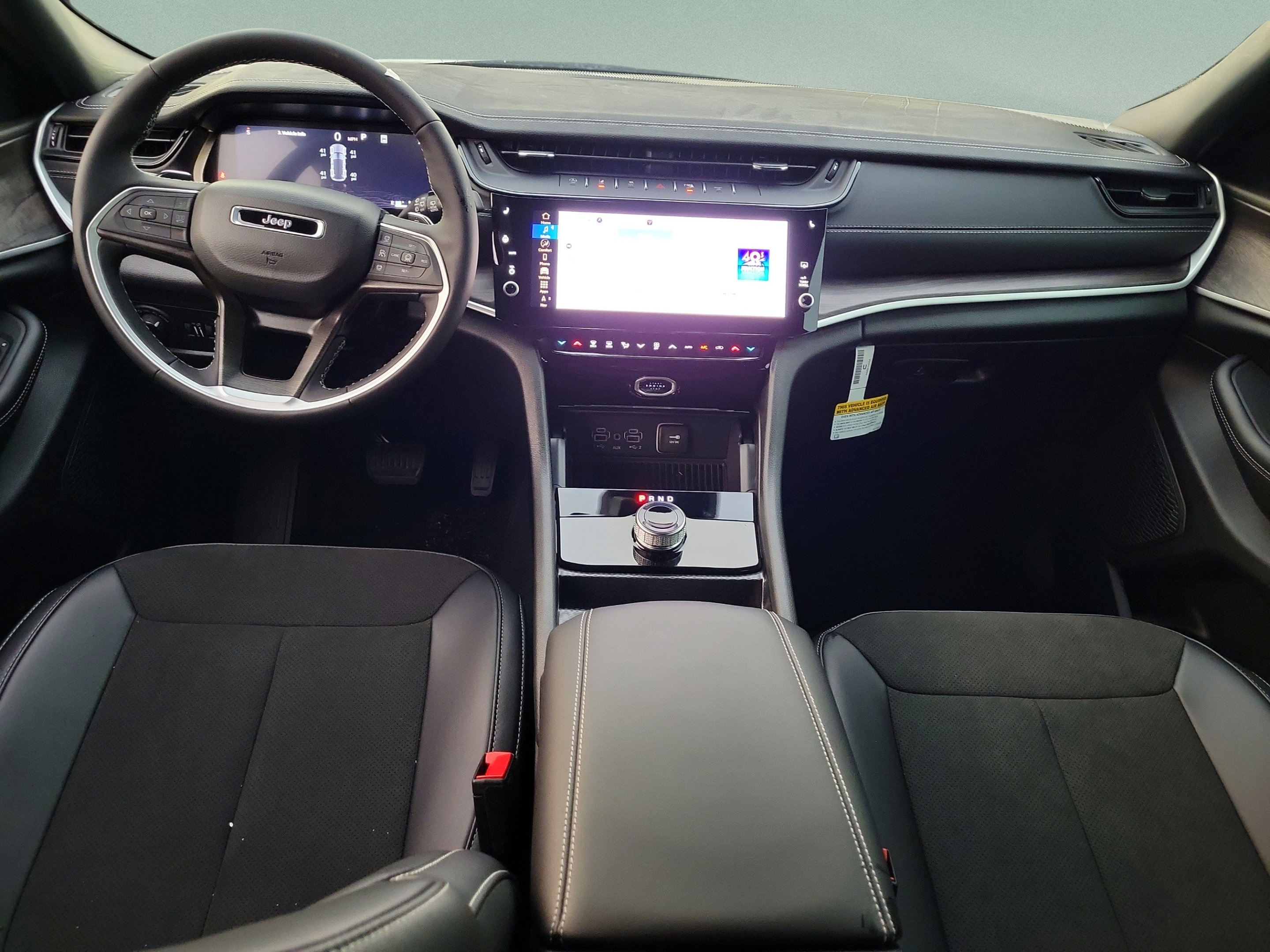 New 2027 Jeep Grand Cherokee Altitude RWD image 7