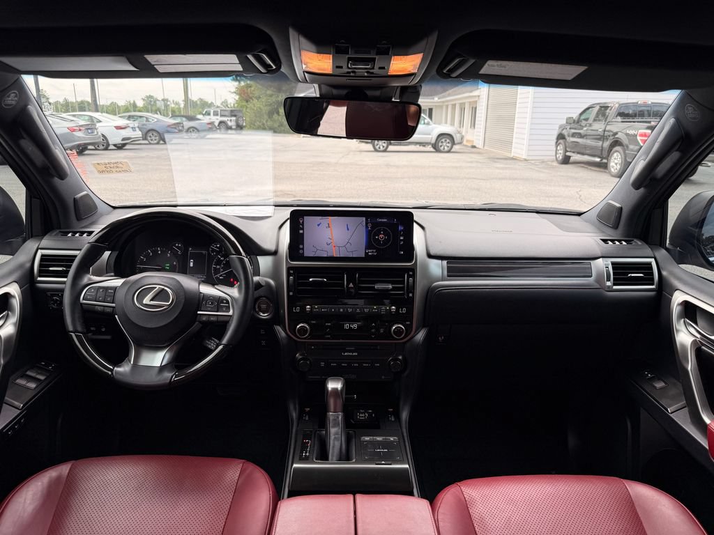 Used 2023 Lexus GX 460 Luxury w/ Accessory Package AWD/4WD image 15