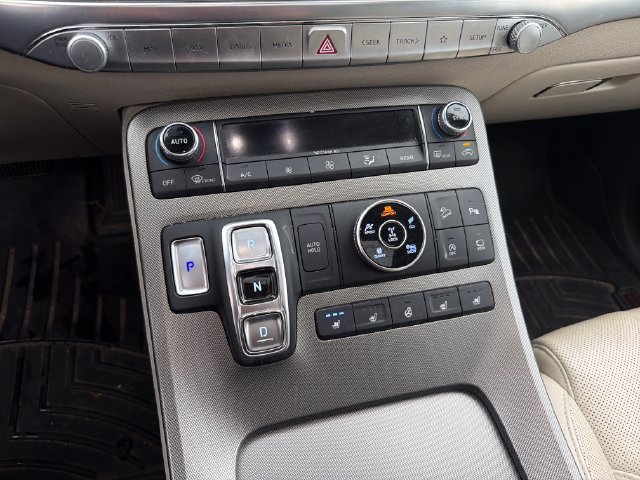 Used 2020 Hyundai Palisade Limited AWD/4WD image 23