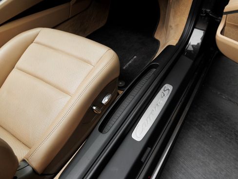 Certified 2013 Porsche 911 Carrera 4S image 38