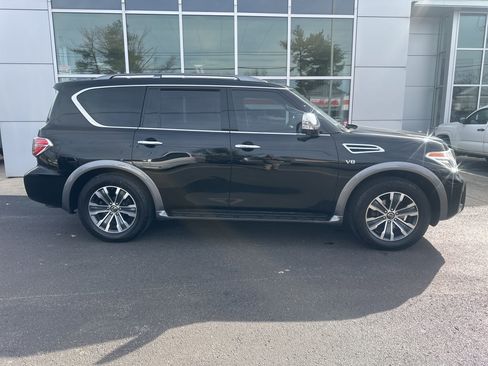 Used 2018 Nissan Armada SL w/ Moonroof Package image 7