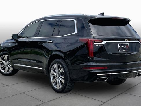 Used 2023 Cadillac XT6 Premium Luxury w/ Platinum Package FWD image 12
