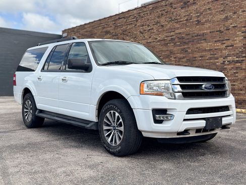 Used 2017 Ford Expedition EL XLT w/ Equipment Group 202A AWD/4WD image 1