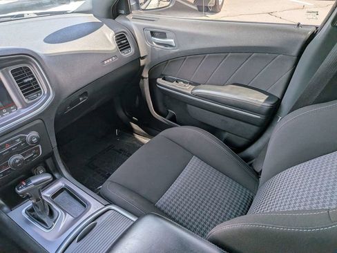 Used 2020 Dodge Charger Scat Pack RWD image 15