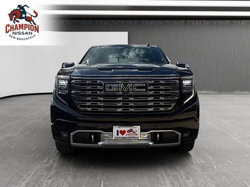 Used 2024 GMC Sierra 1500 Denali Ultimate AWD/4WD image 8