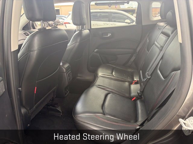 Used 2018 Jeep Compass Trailhawk w/ Leather Interior Group AWD/4WD image 10