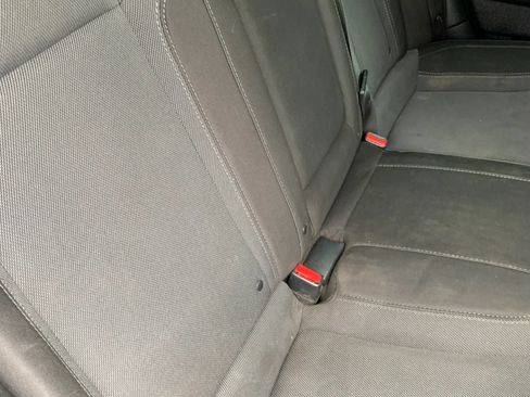 Used 2017 Dodge Charger SXT RWD image 17