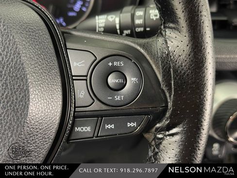 Used 2020 Toyota RAV4 XLE FWD image 26