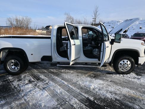 New 2026 Chevrolet Silverado 3500 High Country w/ High Country Premium Package image 27
