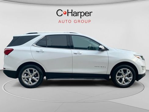 Used 2020 Chevrolet Equinox LT AWD/4WD image 2