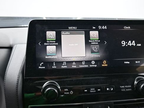 Used 2023 Nissan Armada SL image 26