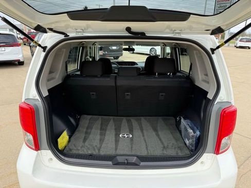 Used 2012 Scion xB image 19