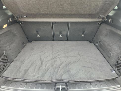 Used 2025 Mercedes-Benz C 300 Sedan image 36