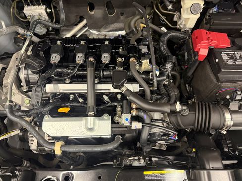 Used 2023 Nissan Kicks SV FWD image 27